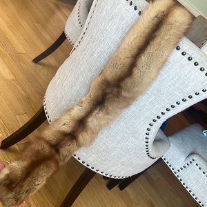 Mink fur over the shoulder “collar”
